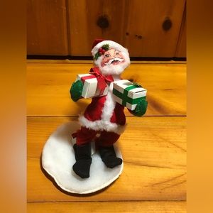 Santa With Presents 8 Inch Annalee 1992